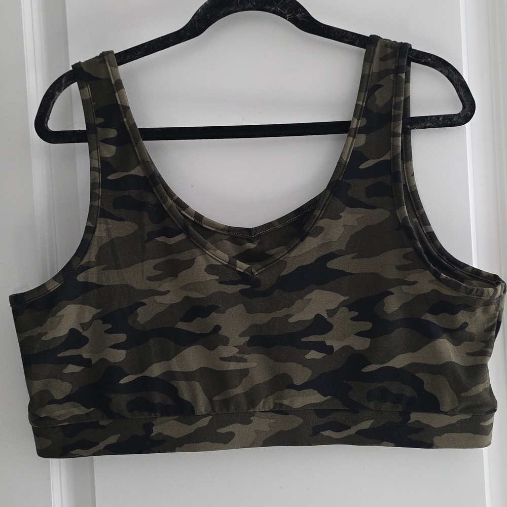 No Boundaries Camo Sports Bra Size 3X